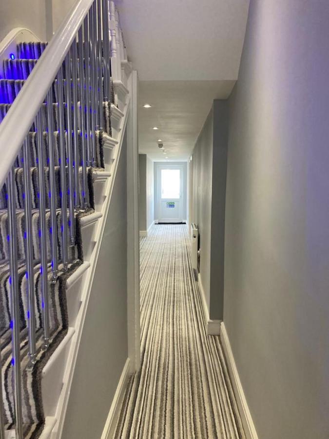 لندن 112 Gleneagle Road Rooms المظهر الخارجي الصورة